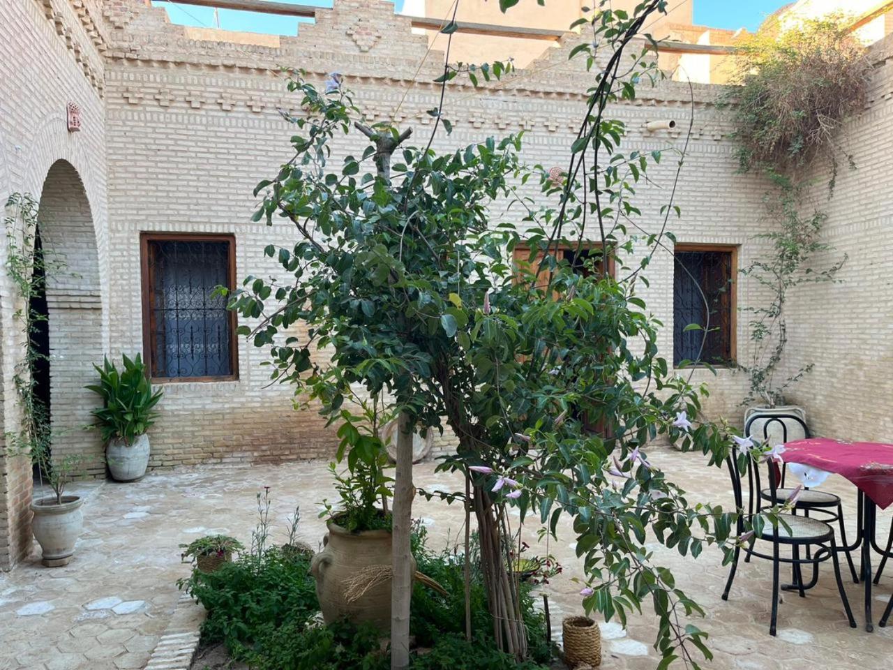 Maison De Vacances "Dar Khalifa" Tozeur Exterior photo